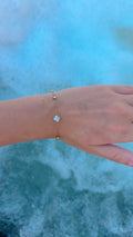 Feines Armband mit Kleeblatt